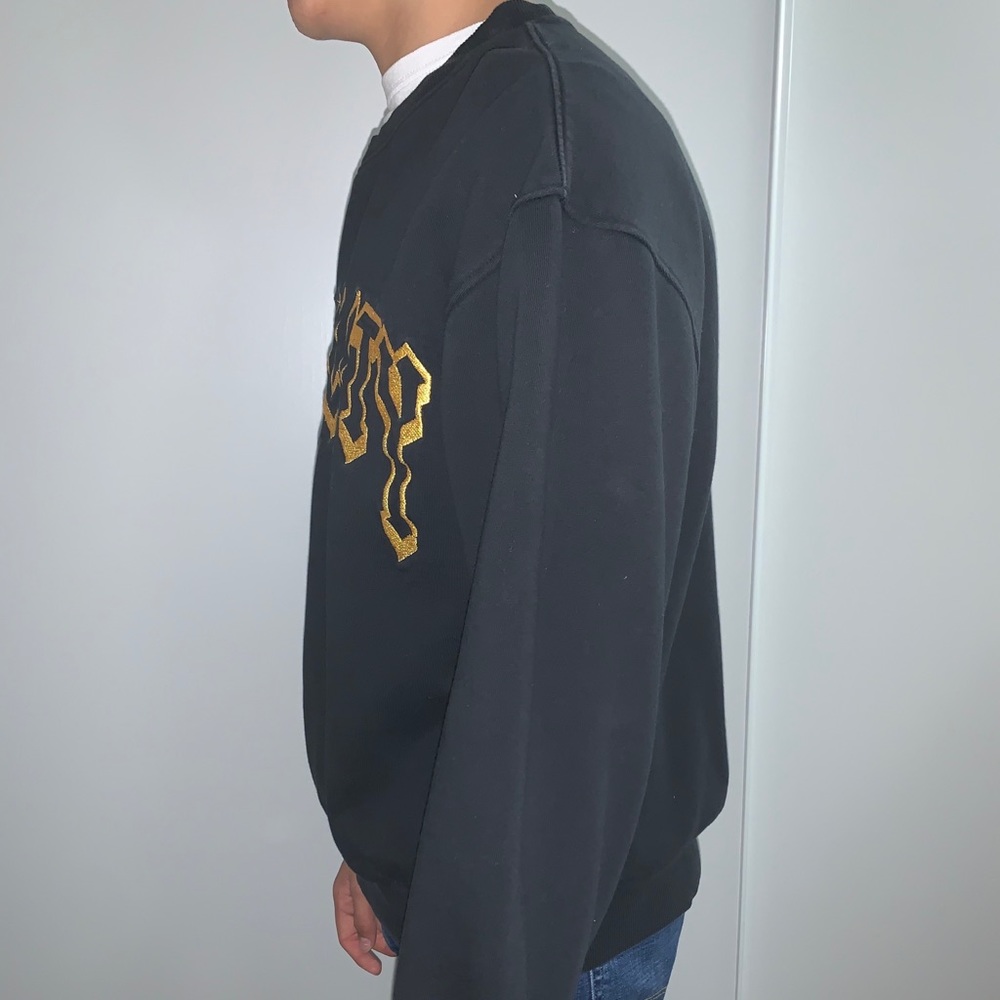H&M Sweater - Picture 4 of 4